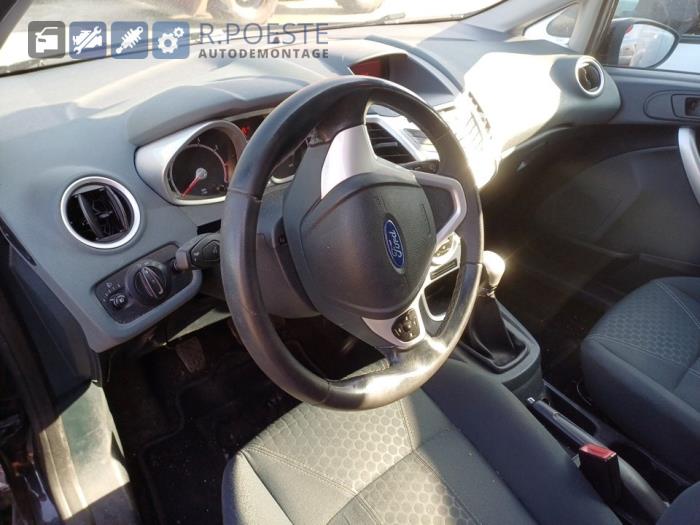 Ford Fiesta 6 1.4 16V Sloopvoertuig (2010, Zwart)