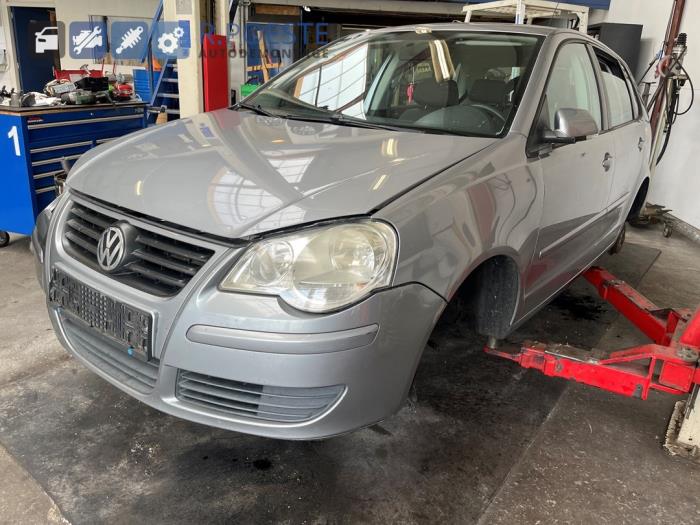 Volkswagen Polo IV 1.4 16V Sloopvoertuig (2006, Grijs)