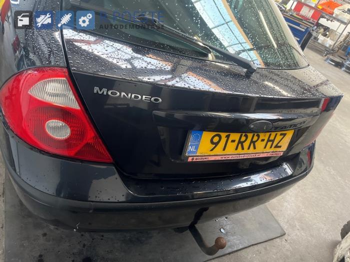 Ford Mondeo III 1.8 16V Sloopvoertuig (2005, Zwart)