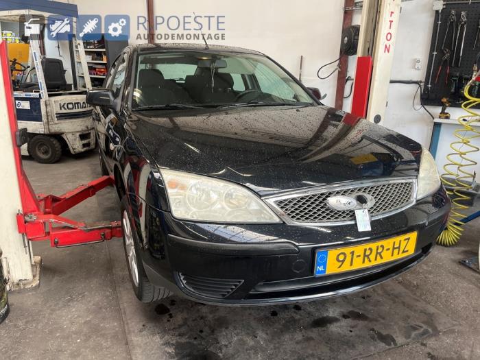 Ford Mondeo III 1.8 16V Sloopvoertuig (2005, Zwart)