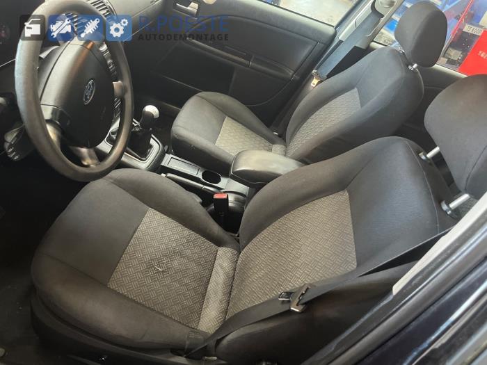 Ford Mondeo III 1.8 16V Sloopvoertuig (2005, Zwart)