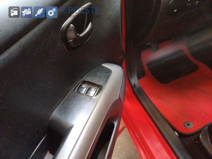 Hyundai i10 1.1i 12V Sloopvoertuig (2010, Rood)