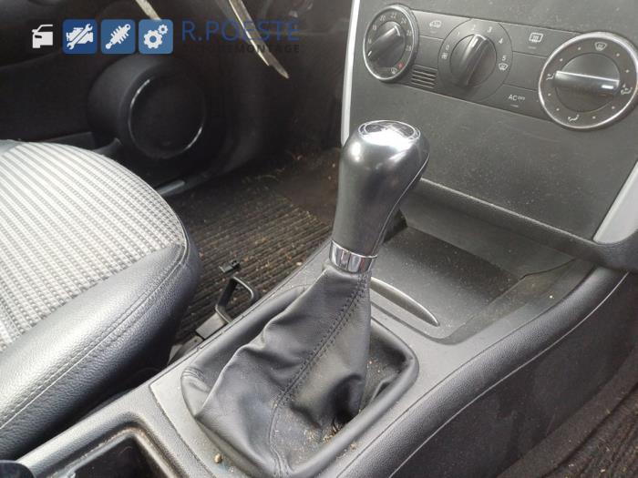 Mercedes A 1.5 A-150 5-Drs. Sloopvoertuig (2005, Beige)