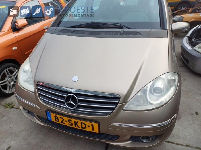 Mercedes A 1.5 A-150 5-Drs. Sloopvoertuig (2005, Beige)