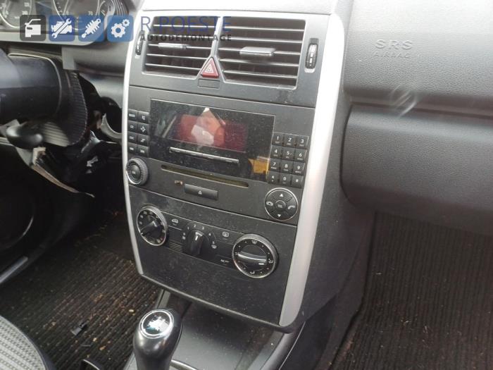 Mercedes A 1.5 A-150 5-Drs. Sloopvoertuig (2005, Beige)