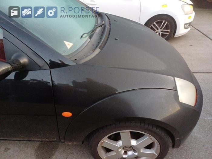 Ford StreetKa 1.6i Sloopvoertuig (2003, Zwart)