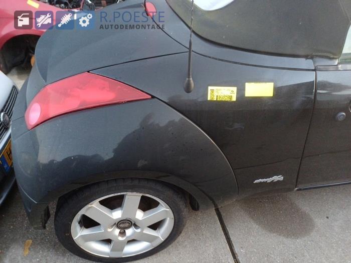 Ford StreetKa 1.6i Sloopvoertuig (2003, Zwart)