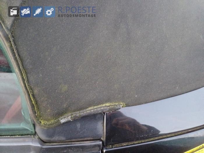 Ford StreetKa 1.6i Sloopvoertuig (2003, Zwart)