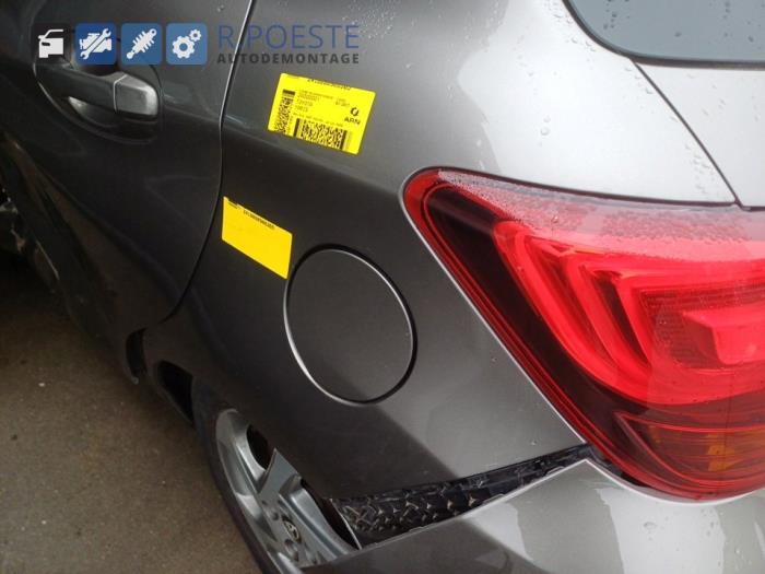 Toyota Yaris III 1.5 16V Hybrid Sloopvoertuig (2017, Grijs)