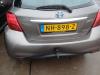Toyota Yaris III 1.5 16V Hybrid Sloopvoertuig (2017, Grijs)
