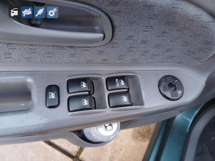 Kia Rio 1.5 16V Sloopvoertuig (2003, Groen)