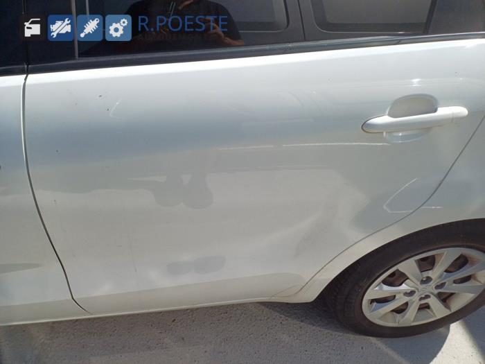 Kia Rio III 1.2 CVVT 16V Sloopvoertuig (2013, Wit)