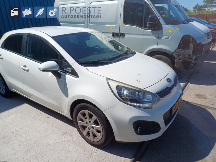 Kia Rio III 1.2 CVVT 16V Sloopvoertuig (2013, Wit)