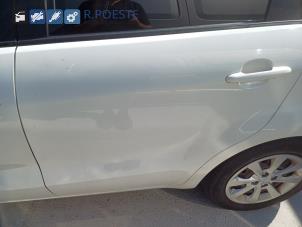 Kia Rio III 1.2 CVVT 16V Sloopvoertuig (2013, Wit)