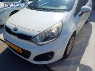 Kia Rio III 1.2 CVVT 16V Sloopvoertuig (2013, Wit)