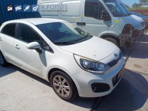Kia Rio III 1.2 CVVT 16V Sloopvoertuig (2013, Wit)