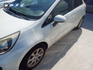 Kia Rio III 1.2 CVVT 16V Sloopvoertuig (2013, Wit)