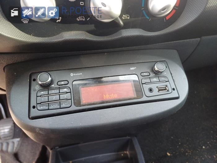 Renault Twingo II 1.2 16V Sloopvoertuig (2013, Blauw)