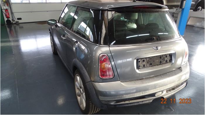 Mini Mini Cooper S 1.6 16V Sloopvoertuig (2002, Metallic, Donker, Zilvergrijs)