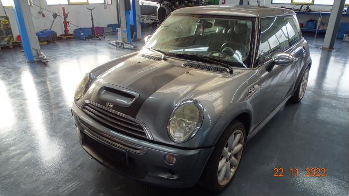 Mini Mini Cooper S 1.6 16V Sloopvoertuig (2002, Metallic, Donker, Zilvergrijs)