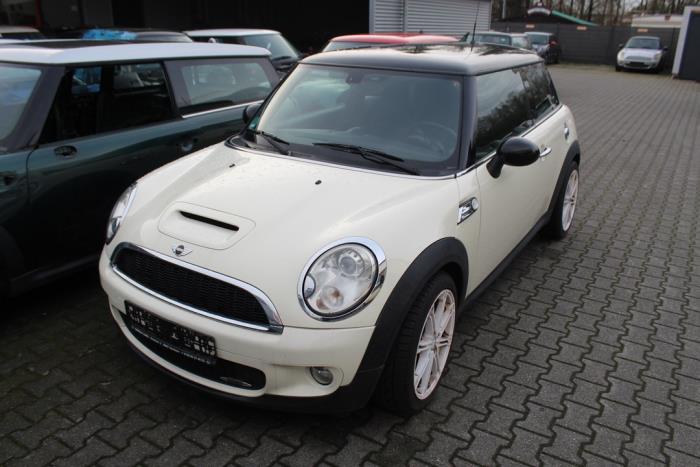 Mini Mini 1.6 16V John Cooper Works Sloopvoertuig (2009, Wit)