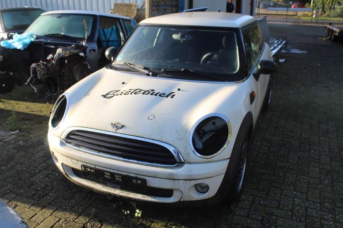 Mini Mini 1.4 16V One Sloopvoertuig (2010, Wit)