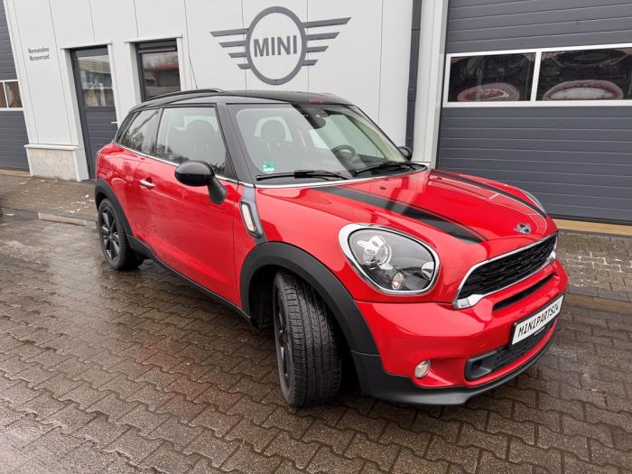 Mini Paceman 2.0 16V Cooper SD Occasion (2012, Donker, Metallic, Rood)