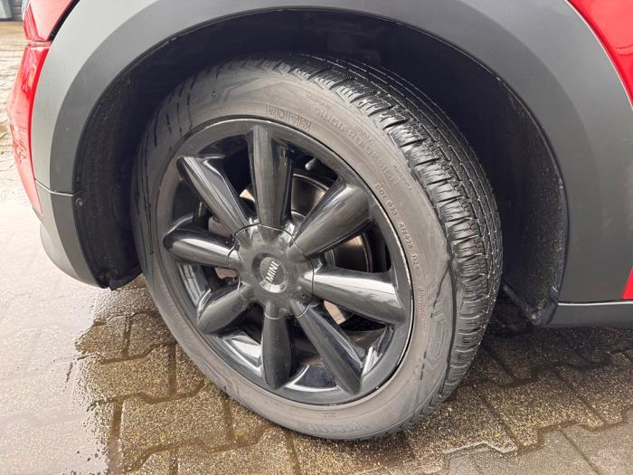 Mini Paceman 2.0 16V Cooper SD Occasion (2012, Donker, Metallic, Rood)