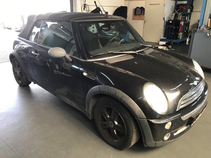 Mini Mini Open 1.6 16V One Sloopvoertuig (2007, Metallic, Zwart)