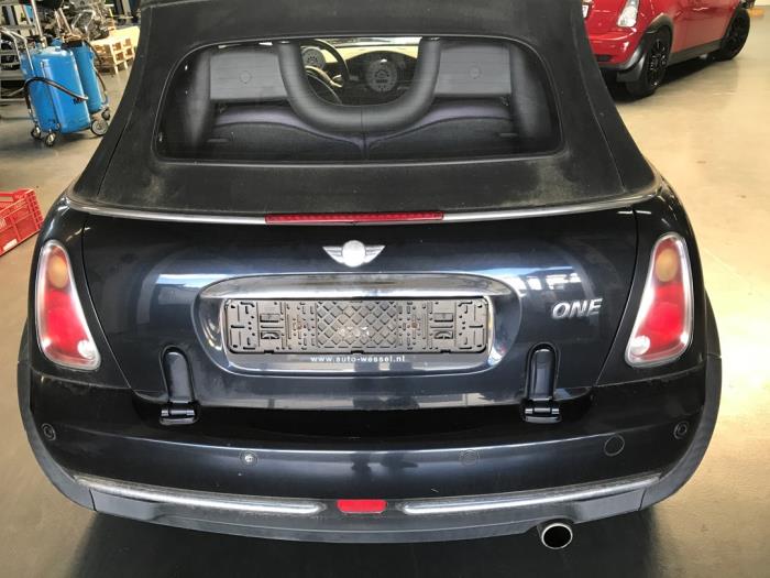 Mini Mini Open 1.6 16V One Sloopvoertuig (2007, Metallic, Zwart)
