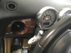 Mini Mini Open 1.6 16V Cooper Sloopvoertuig (2004, Donker, Groen)