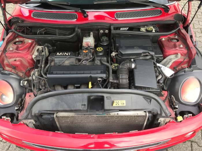 Mini Mini One/Cooper 1.6 16V One Sloopvoertuig (2003, Licht, Helder, Rood)