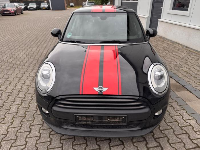 Mini Mini 1.2 12V One Sloopvoertuig (2017, Metallic, Zwart)