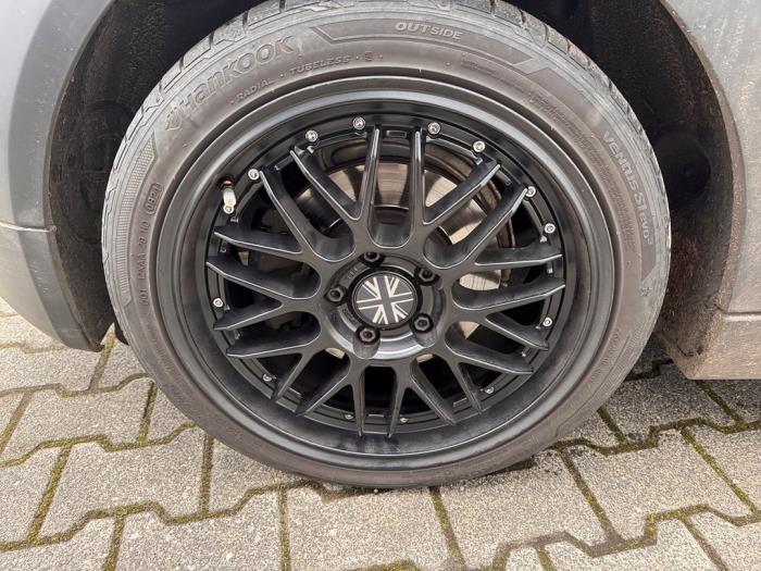 Mini Mini 1.2 12V One Sloopvoertuig (2017, Metallic, Zwart)