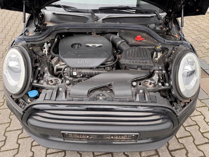 Mini Mini 1.2 12V One Sloopvoertuig (2017, Metallic, Zwart)