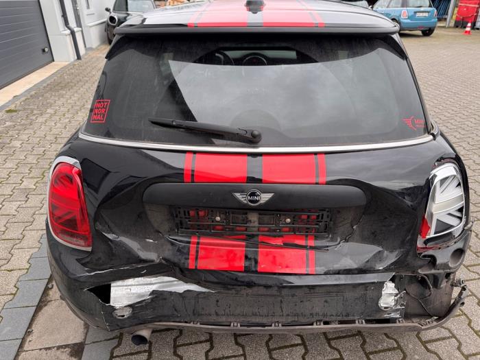 Mini Mini 1.2 12V One Sloopvoertuig (2017, Metallic, Zwart)