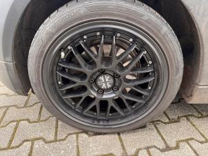 Mini Mini 1.2 12V One Sloopvoertuig (2017, Metallic, Zwart)