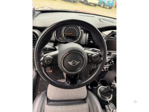 Mini Mini 1.2 12V One Sloopvoertuig (2017, Metallic, Zwart)