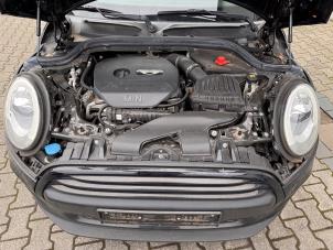 Mini Mini 1.2 12V One Sloopvoertuig (2017, Metallic, Zwart)