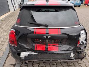 Mini Mini 1.2 12V One Sloopvoertuig (2017, Metallic, Zwart)