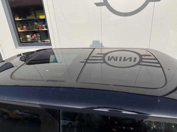 Mini Mini 1.6 16V Cooper Sloopvoertuig (2007, Metallic, Zilvergrijs)