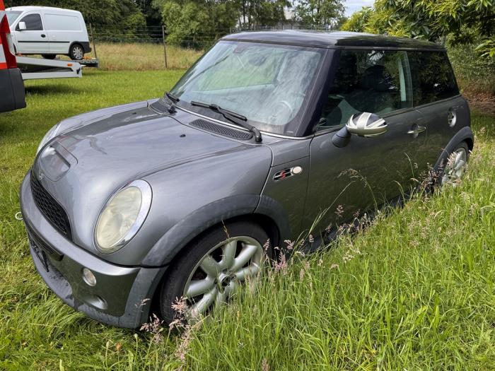 Mini Mini 1.6 16V Cooper S Sloopvoertuig (2003, Metallic, Donker, Zilvergrijs)