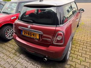 Mini Mini 1.6 16V Cooper Sloopvoertuig (2007, Donker, Metallic, Rood)