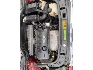 Mini Mini 1.6 16V Cooper Sloopvoertuig (2007, Donker, Metallic, Rood)