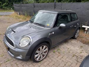Mini Mini 1.6 16V Cooper S Sloopvoertuig (2007, Metallic, Donker, Zilvergrijs, Zilver)