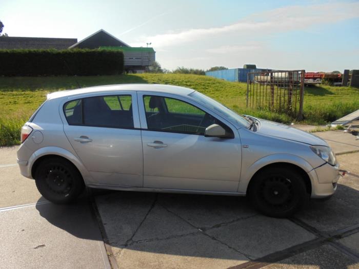 Opel Astra H 1.6 16V Twinport Sloopvoertuig (2005, Grijs)