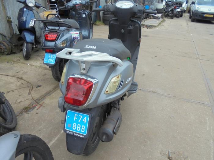 Sym Scooter (Sloopvoertuig, 2012)