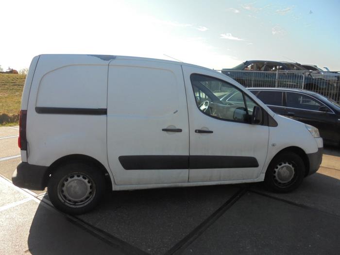 Peugeot Partner 1.6 HDI 75 16V Sloopvoertuig (2011, Wit)