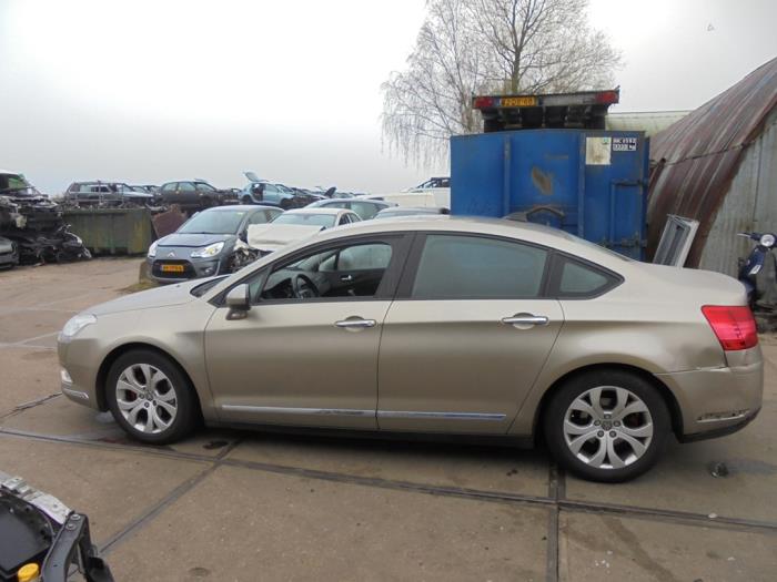 Citroen C5 III Berline 1.6 16V THP 155 Sloopvoertuig (2010, Beige)