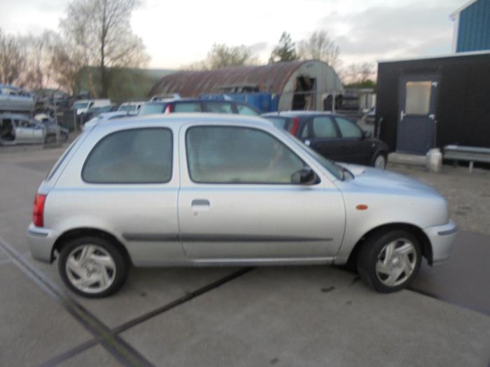 Nissan Micra 1.0 16V Sloopvoertuig (2000, Grijs)